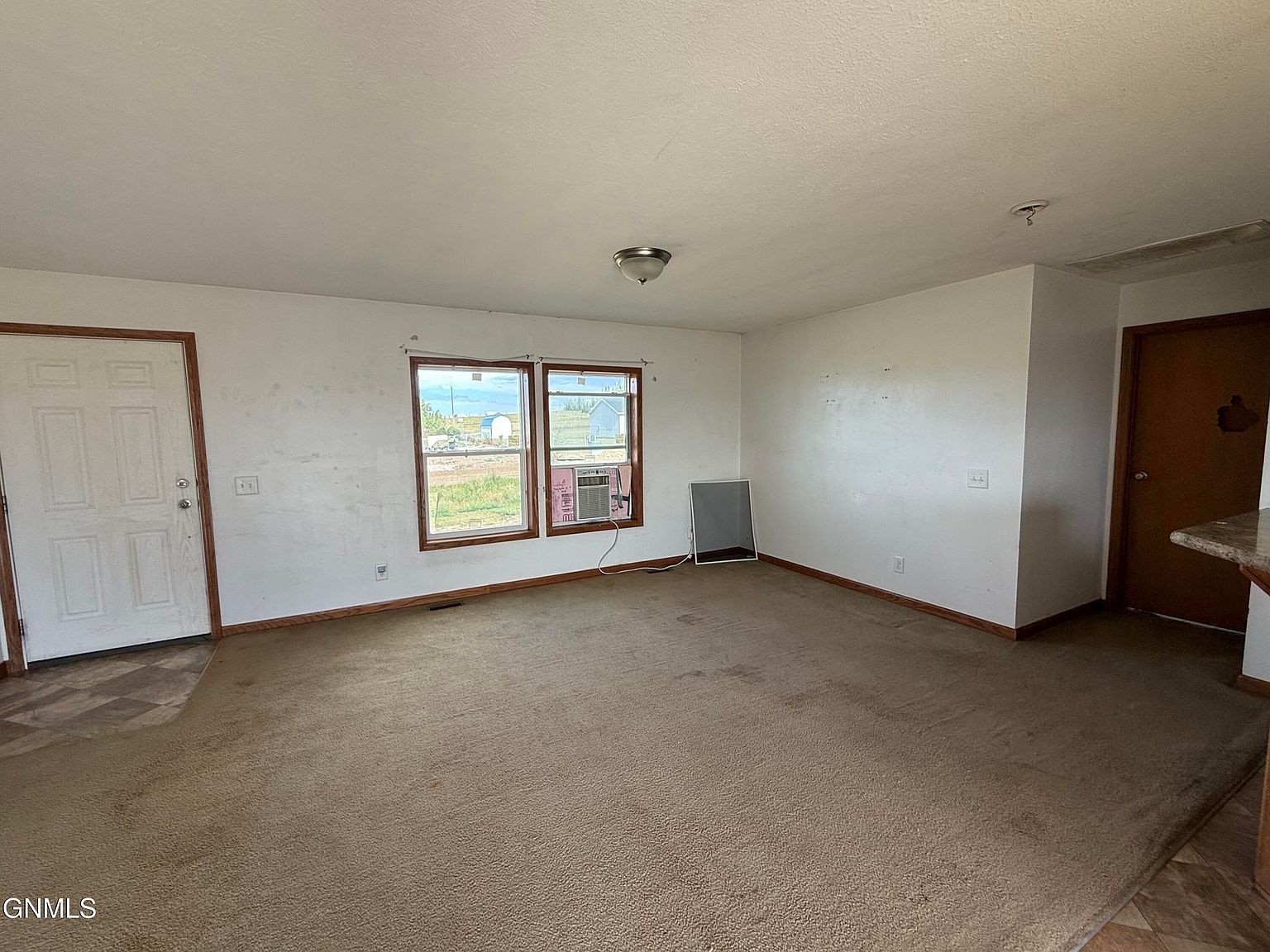 12238 Buffalo Hills Dr Watford City, ND 58854 - Thumbnail 4