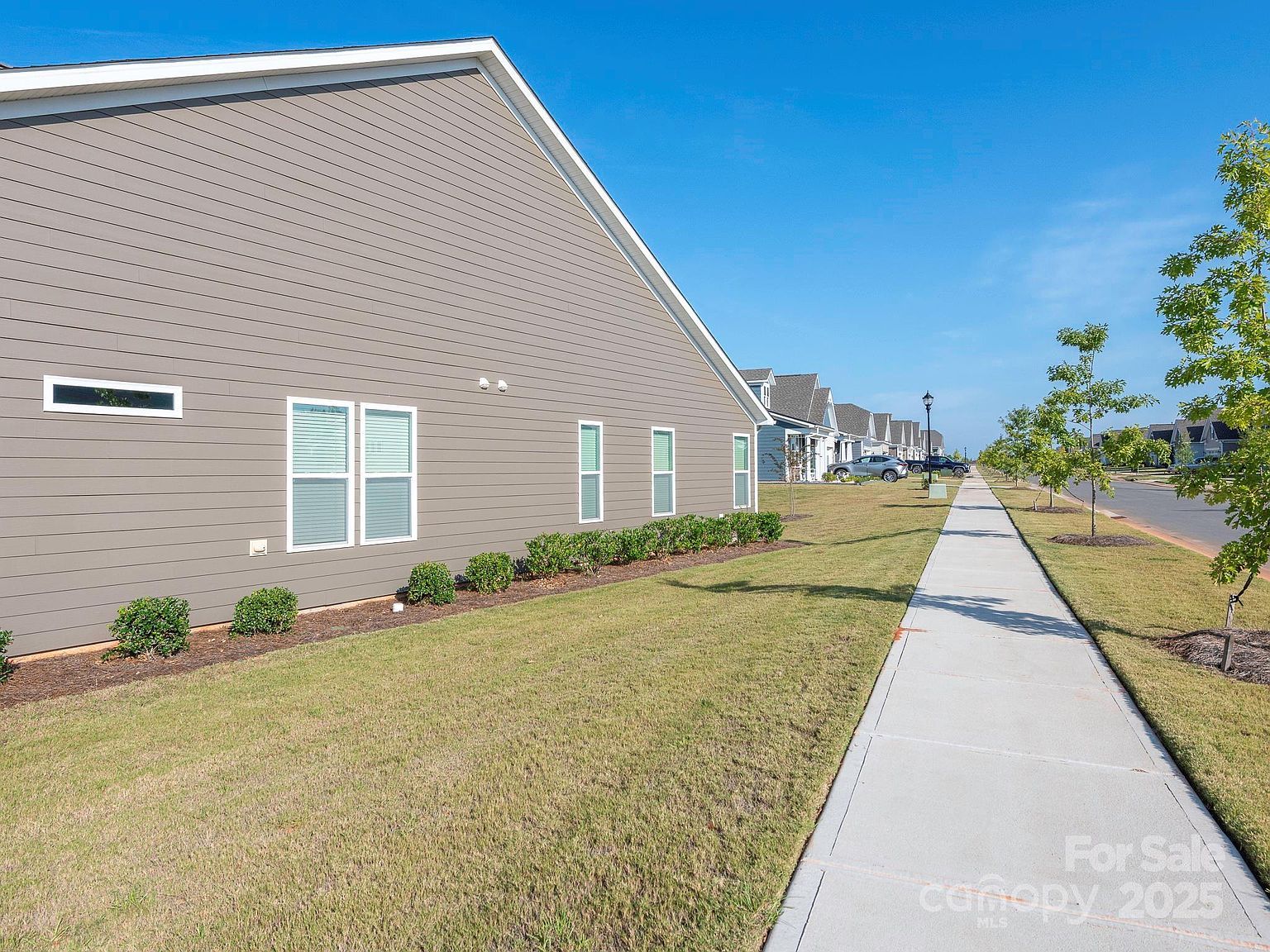 4423 Moxie Way Charlotte, NC 28215 - Thumbnail 4