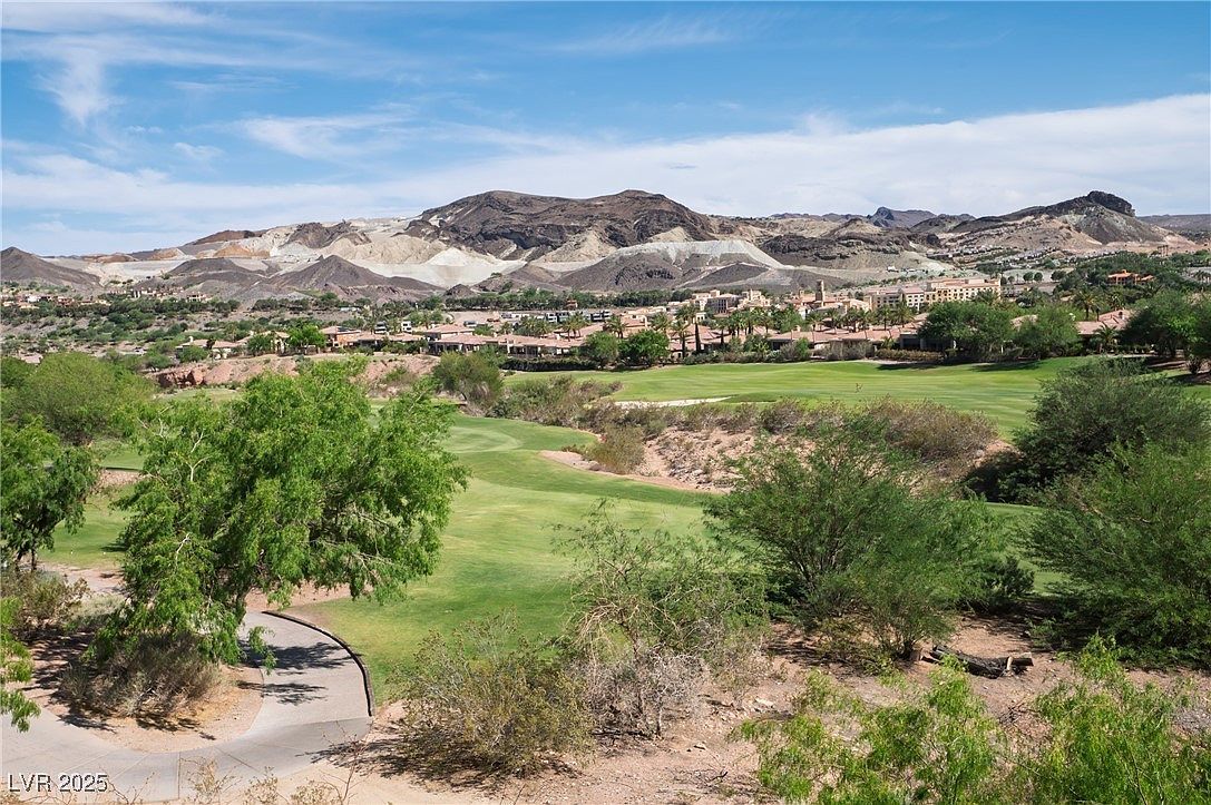 32 Cerchio Basso Henderson, NV 89011 - Thumbnail 4