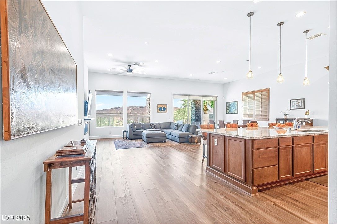 29 Porto Malaga St Henderson, NV 89011 - Thumbnail 4