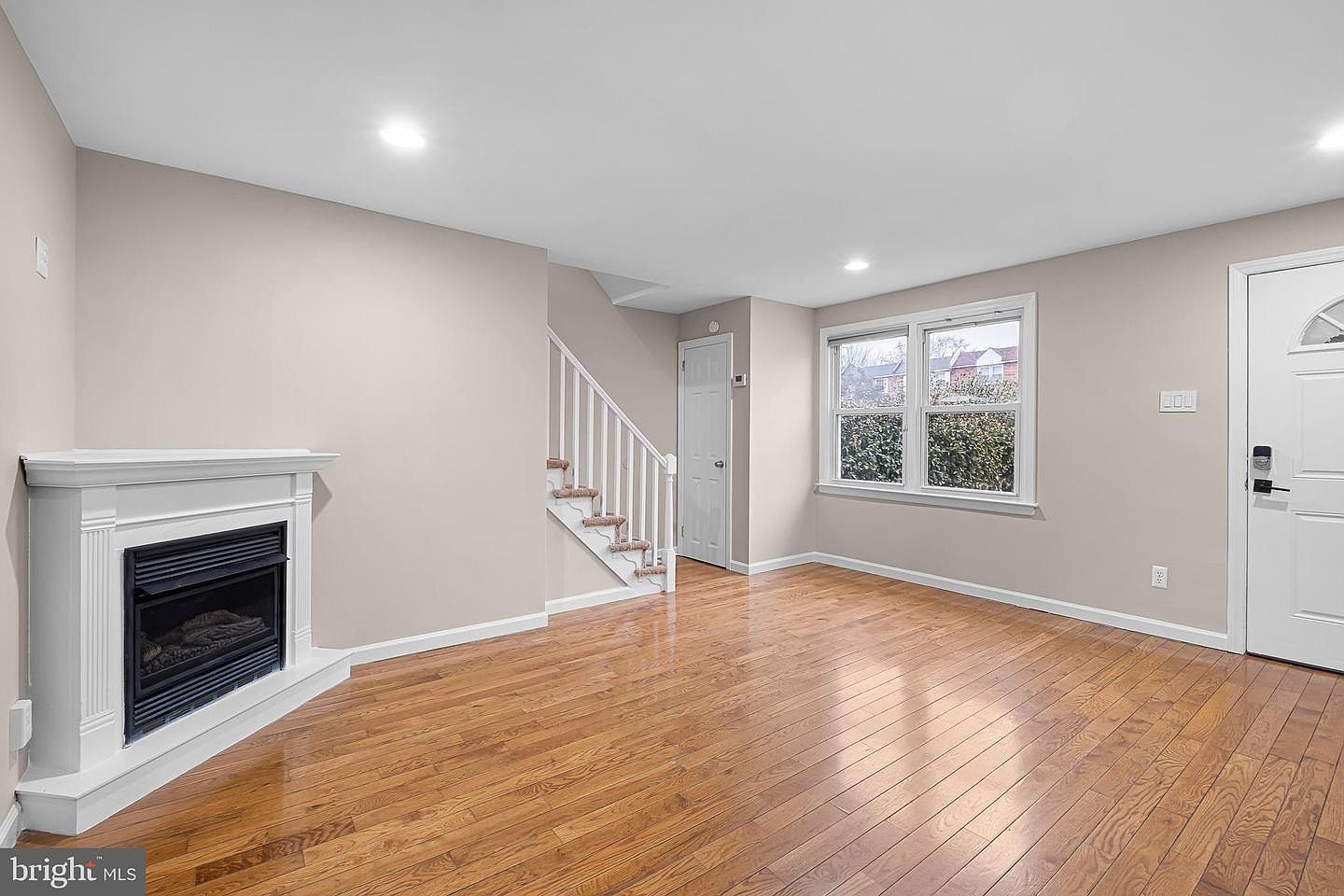 3037 W Court Ave Claymont, DE 19703 - Thumbnail 4