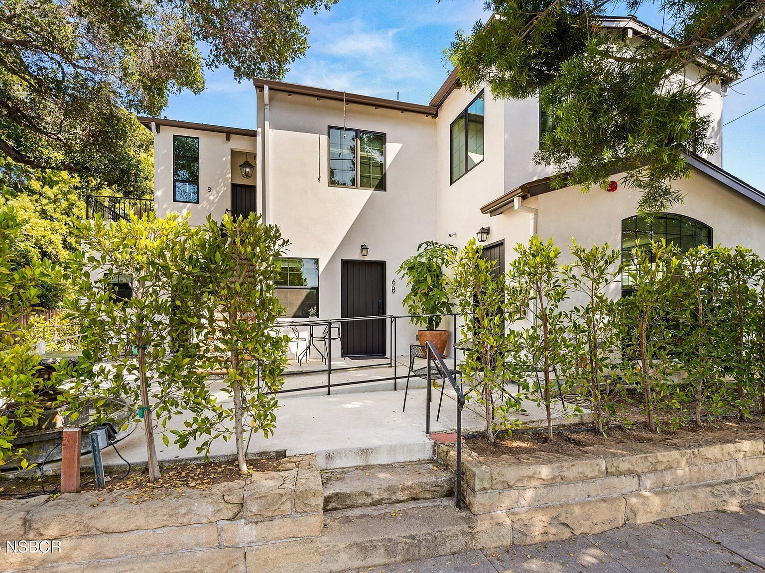 6 E Valerio St Santa Barbara, CA 93101 - Thumbnail 4