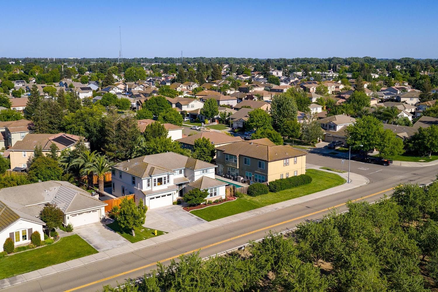 426 S Highland Ave Ripon, CA 95366 - Thumbnail 4