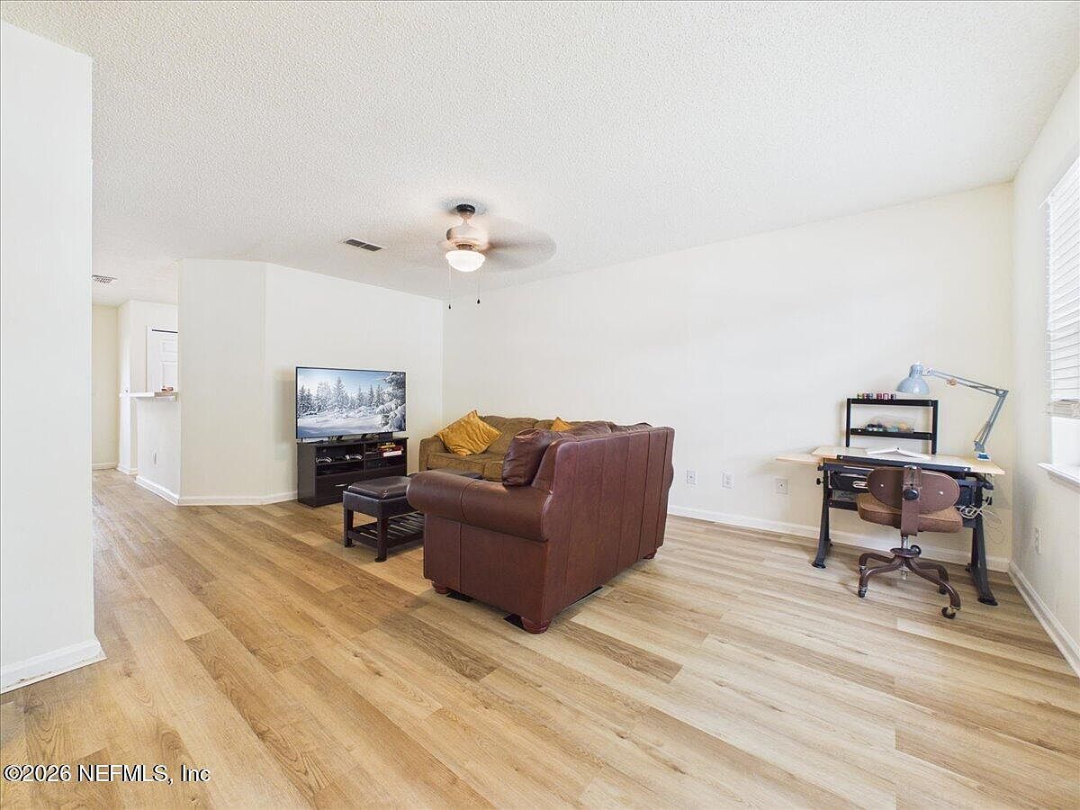 3361 Mandarin Glen Dr Jacksonville, FL 32223 - Thumbnail 4