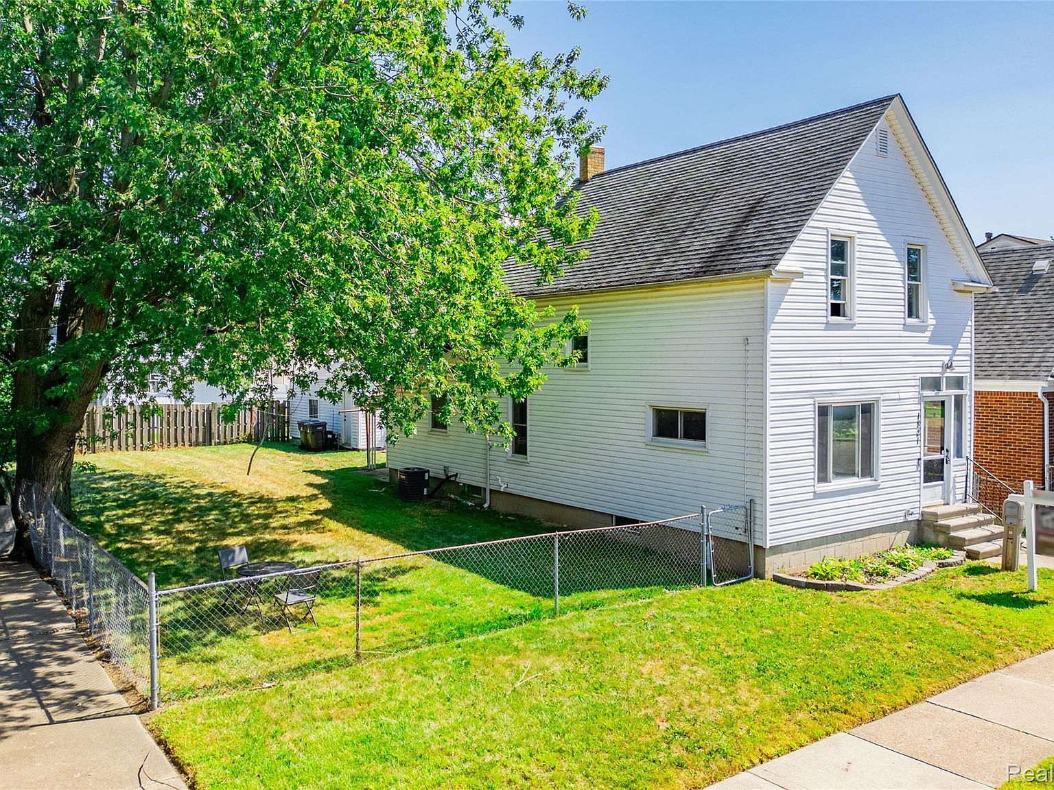 1821 4th St Wyandotte, MI 48192 - Thumbnail 4