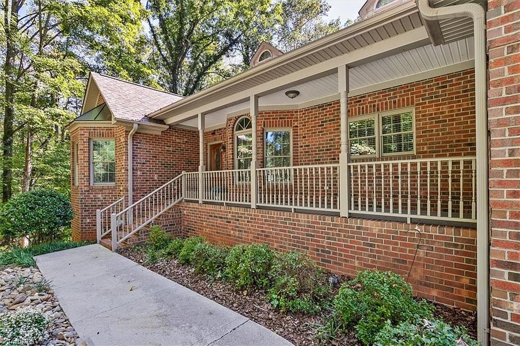 1767 Winchester Heights Dr Asheboro, NC 27205 - Thumbnail 4