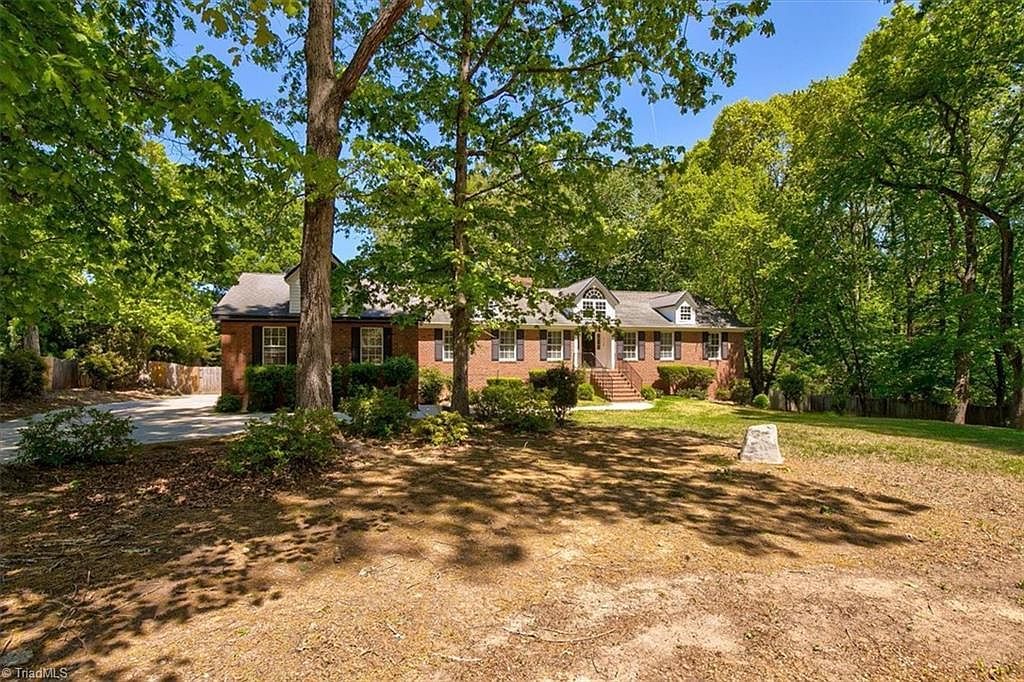 5158 Carlson Dairy Rd Summerfield, NC 27358 - Thumbnail 4