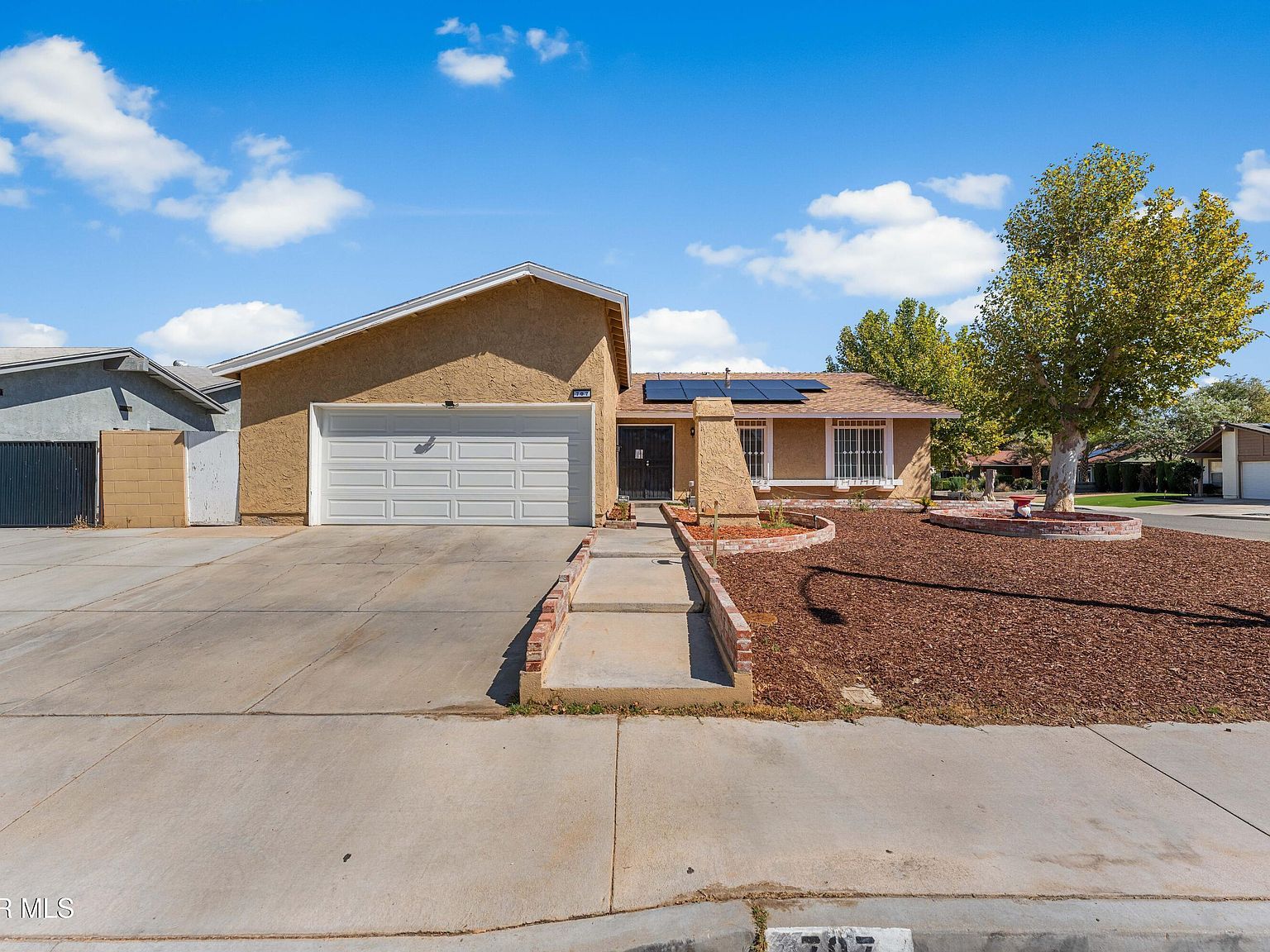 707 E Avenue J4 Lancaster, CA 93535 - Thumbnail 4