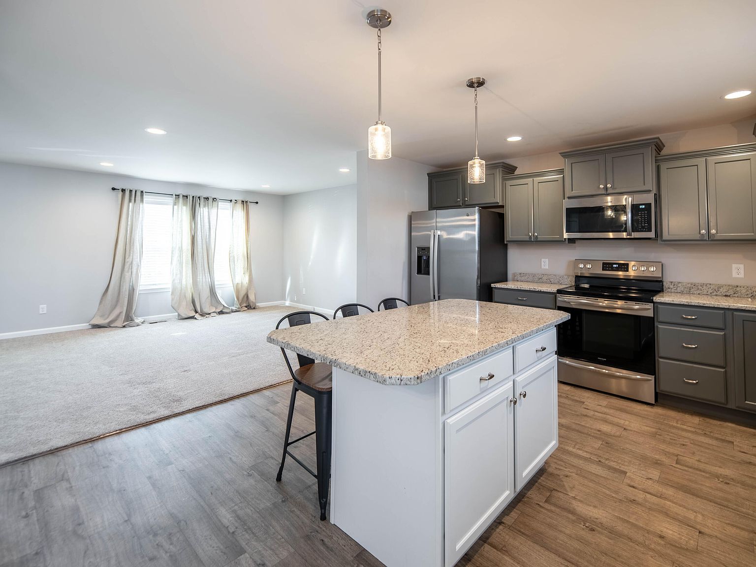 2406 Wernz Dr Hebron, KY 41048 - Thumbnail 4