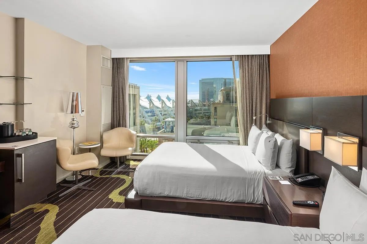 207 5th Ave #1029 San Diego, CA 92101 - Thumbnail 4