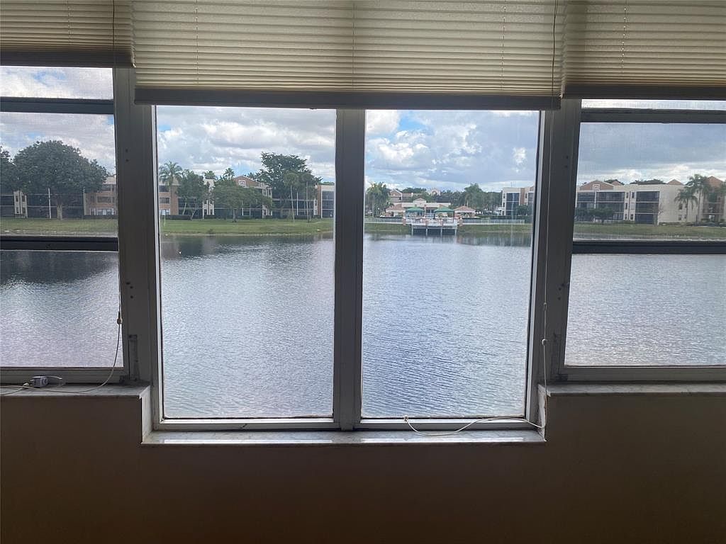 7280 S Devon Dr #208 Tamarac, FL 33321 - Thumbnail 4