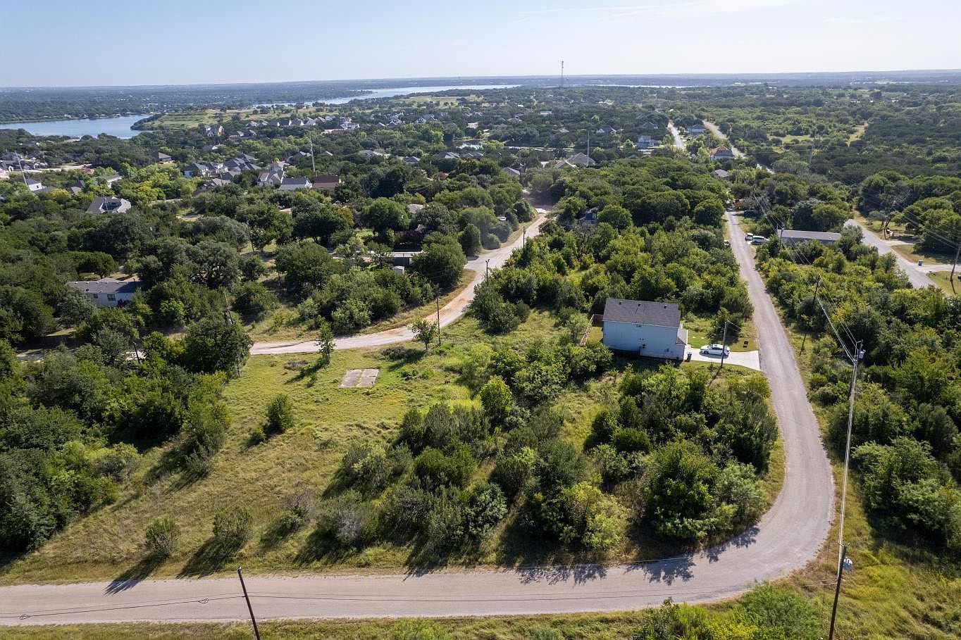 5652 Black Pine Cir Granbury, TX 76048 - Thumbnail 4