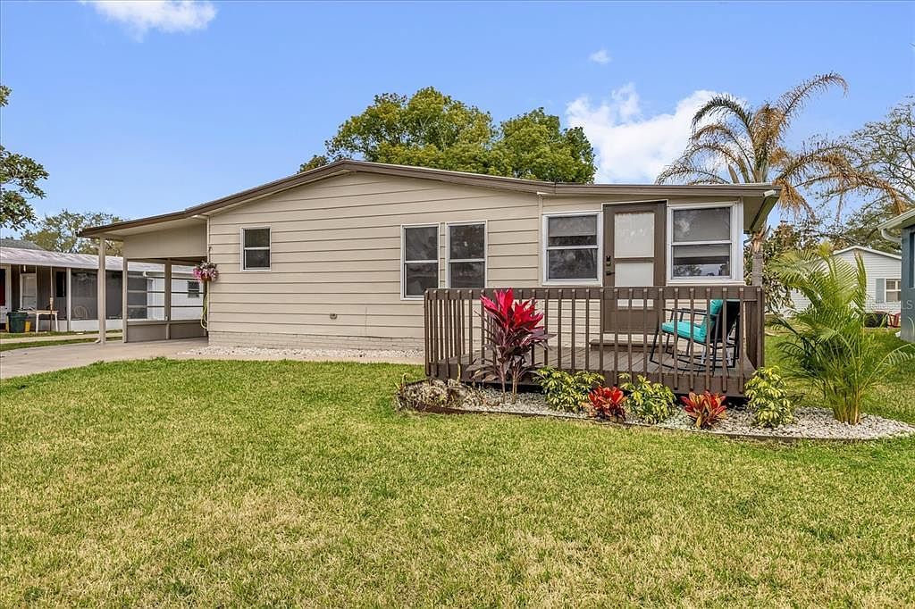 1229 Dustin Dr Lady Lake, FL 32159 - Thumbnail 4