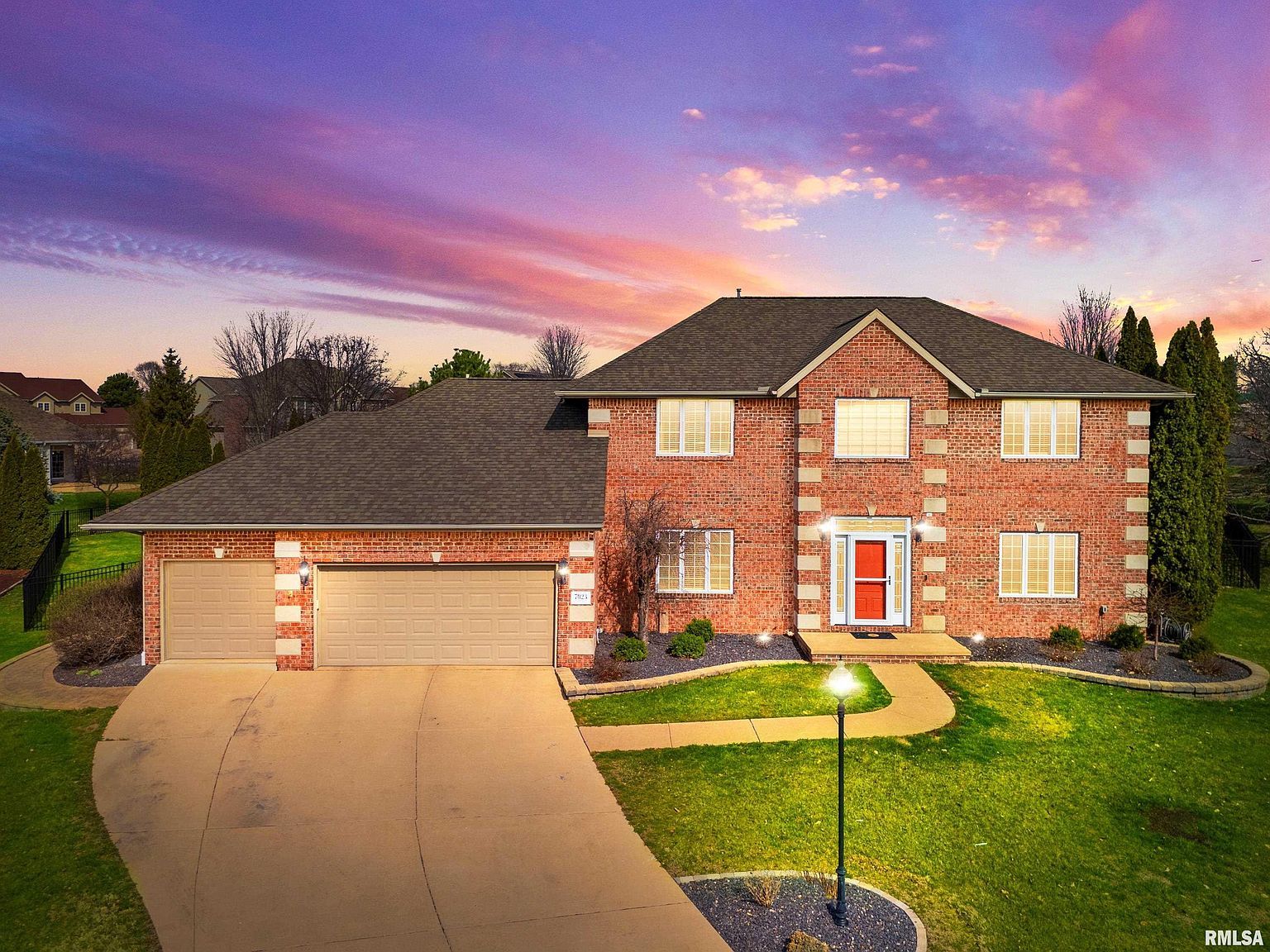 7023 N Clayton Ct Peoria, IL 61615 - Thumbnail 4