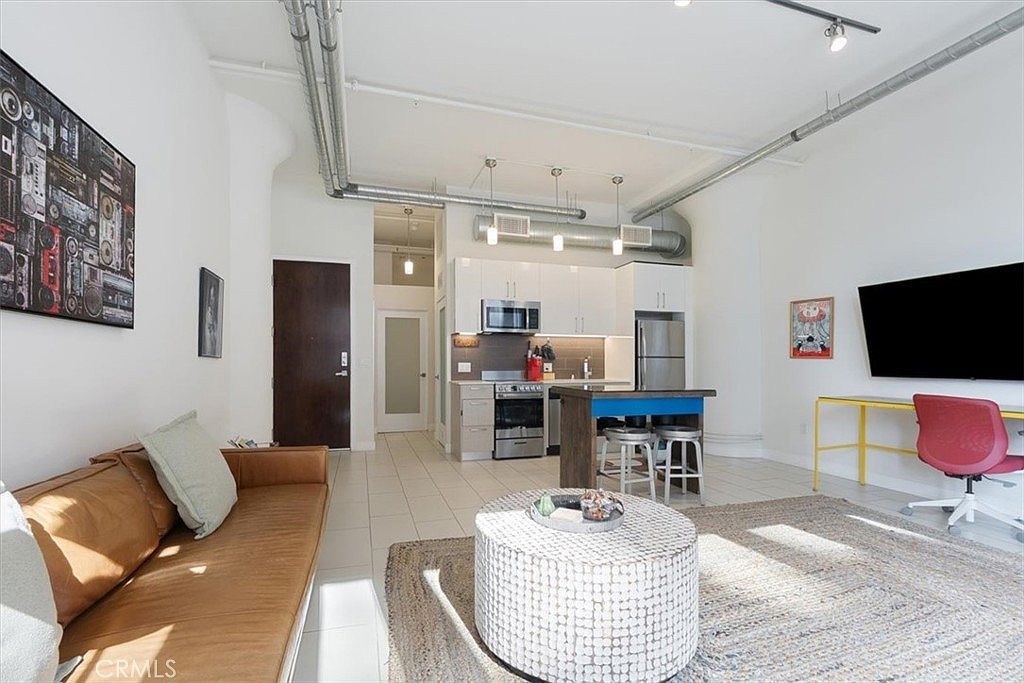 939 S Broadway Unit 203 Los Angeles, CA 90015 - Thumbnail 4