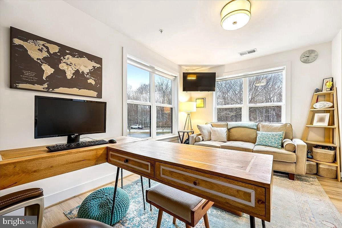 3717 Blue Lobelia Way Rockville, MD 20852 - Thumbnail 4