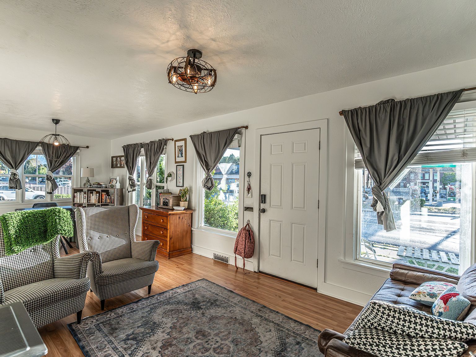 409 S 400th St E Springville, UT 84663 - Thumbnail 4