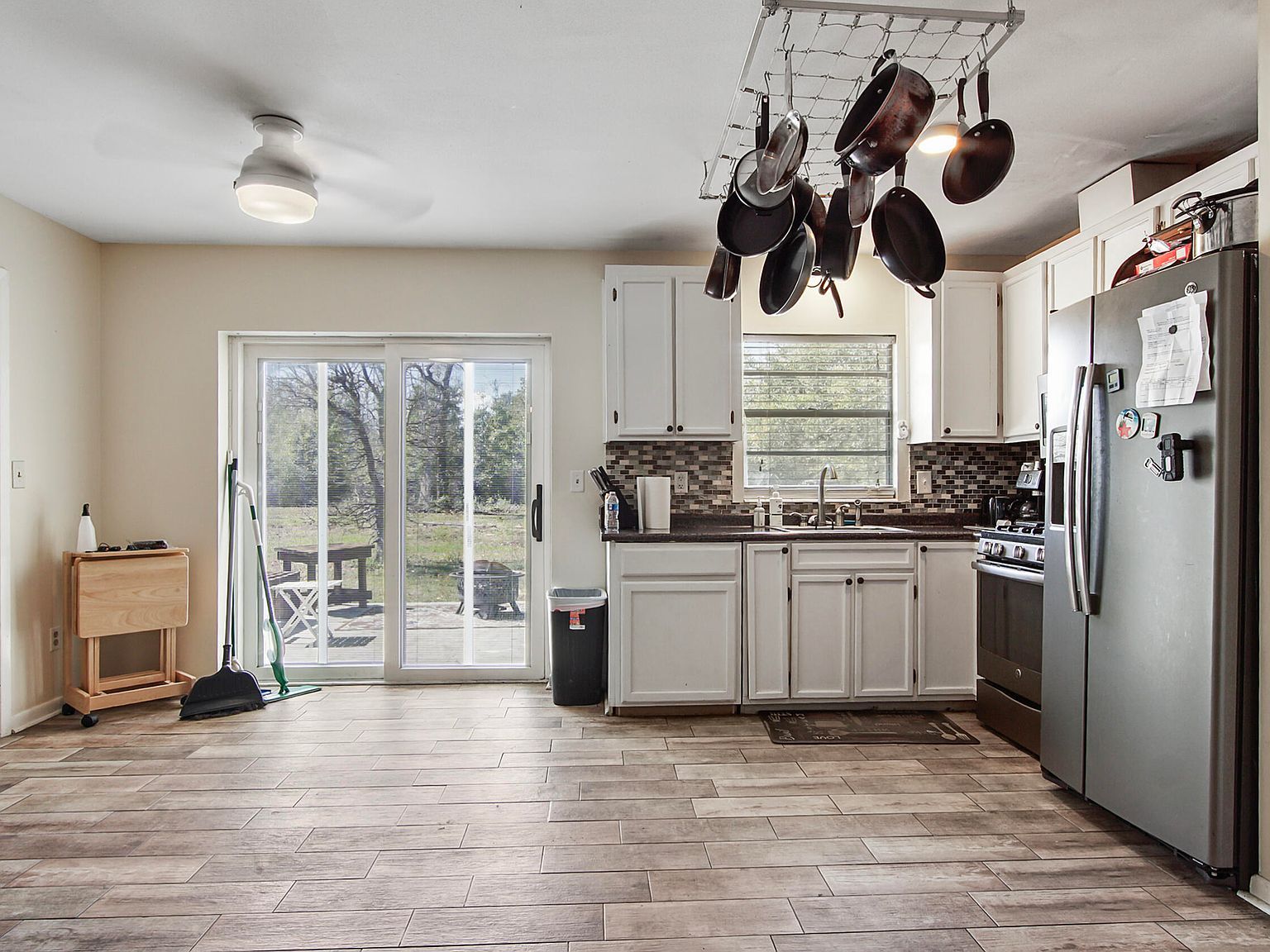 9541 Stauber Ln Youngstown, FL 32466 - Thumbnail 4