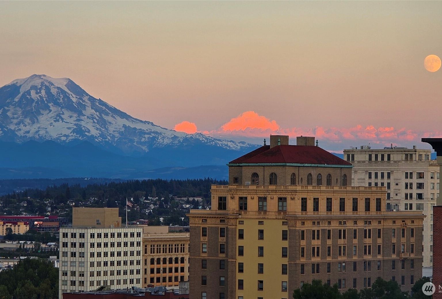 408 6th Ave Tacoma, WA 98402 - Thumbnail 4