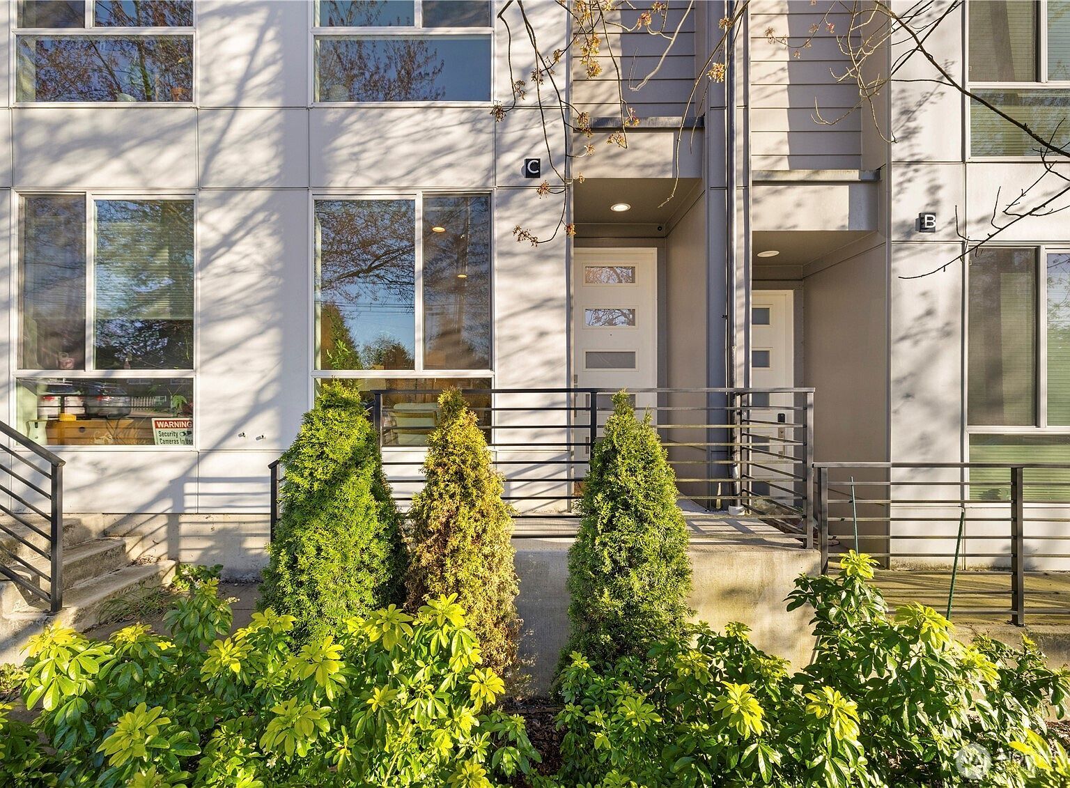 10162 Holman Rd NW #C Seattle, WA 98177 - Thumbnail 4