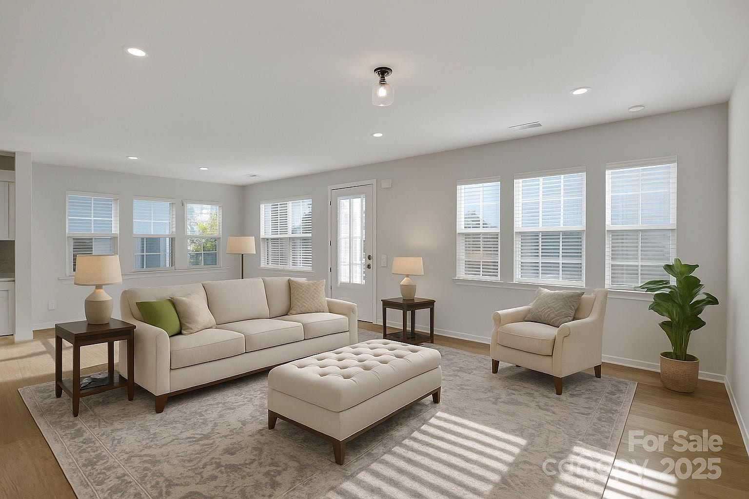 8817 Arrington Hall Dr Charlotte, NC 28215 - Thumbnail 4