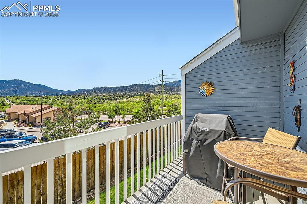 2186 Giltshire Dr Colorado Springs, CO 80905 - Thumbnail 4