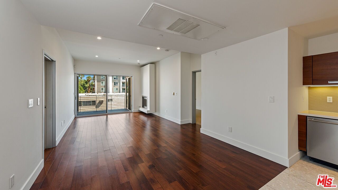 6735 Yucca St UNIT 406 Los Angeles, CA 90028 - Thumbnail 4