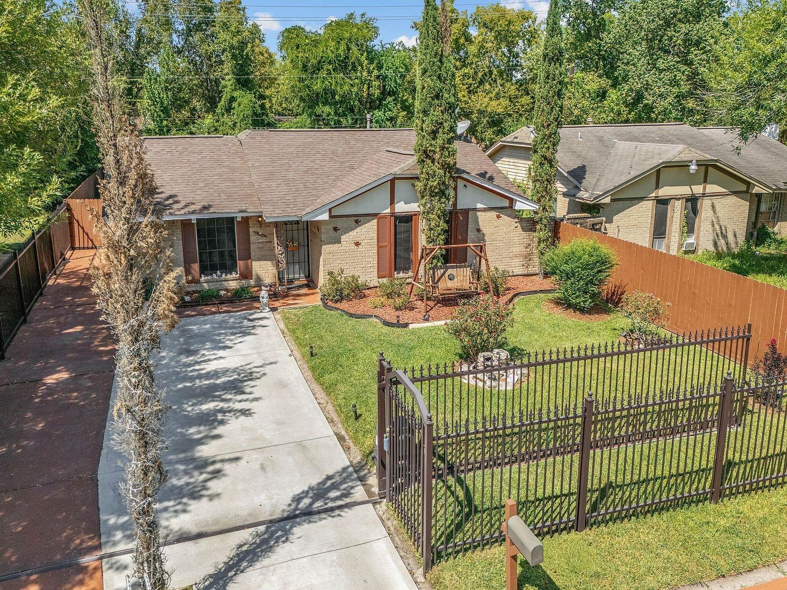 11055 Vailview Dr Houston, TX 77016 - Thumbnail 4