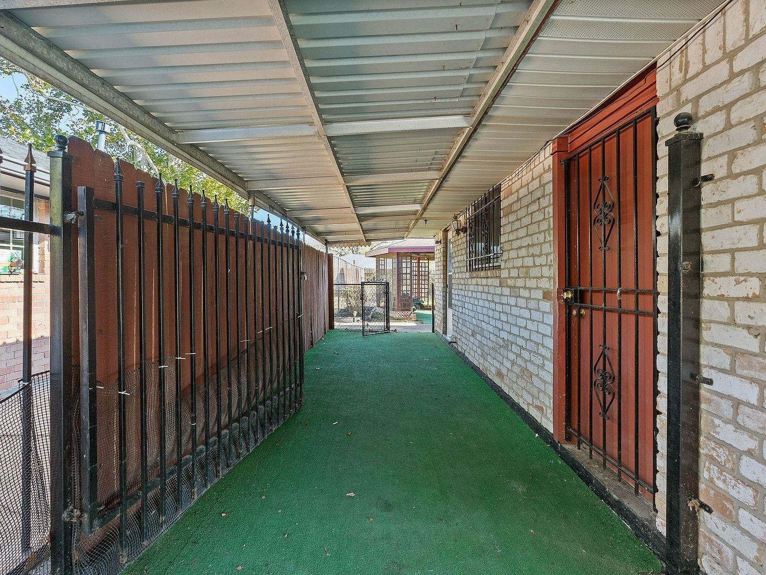 11050 Vailview Dr Houston, TX 77016 - Thumbnail 4