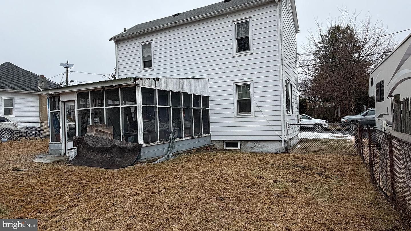 31 Bismark Ave Hamilton, NJ 08610 - Thumbnail 4