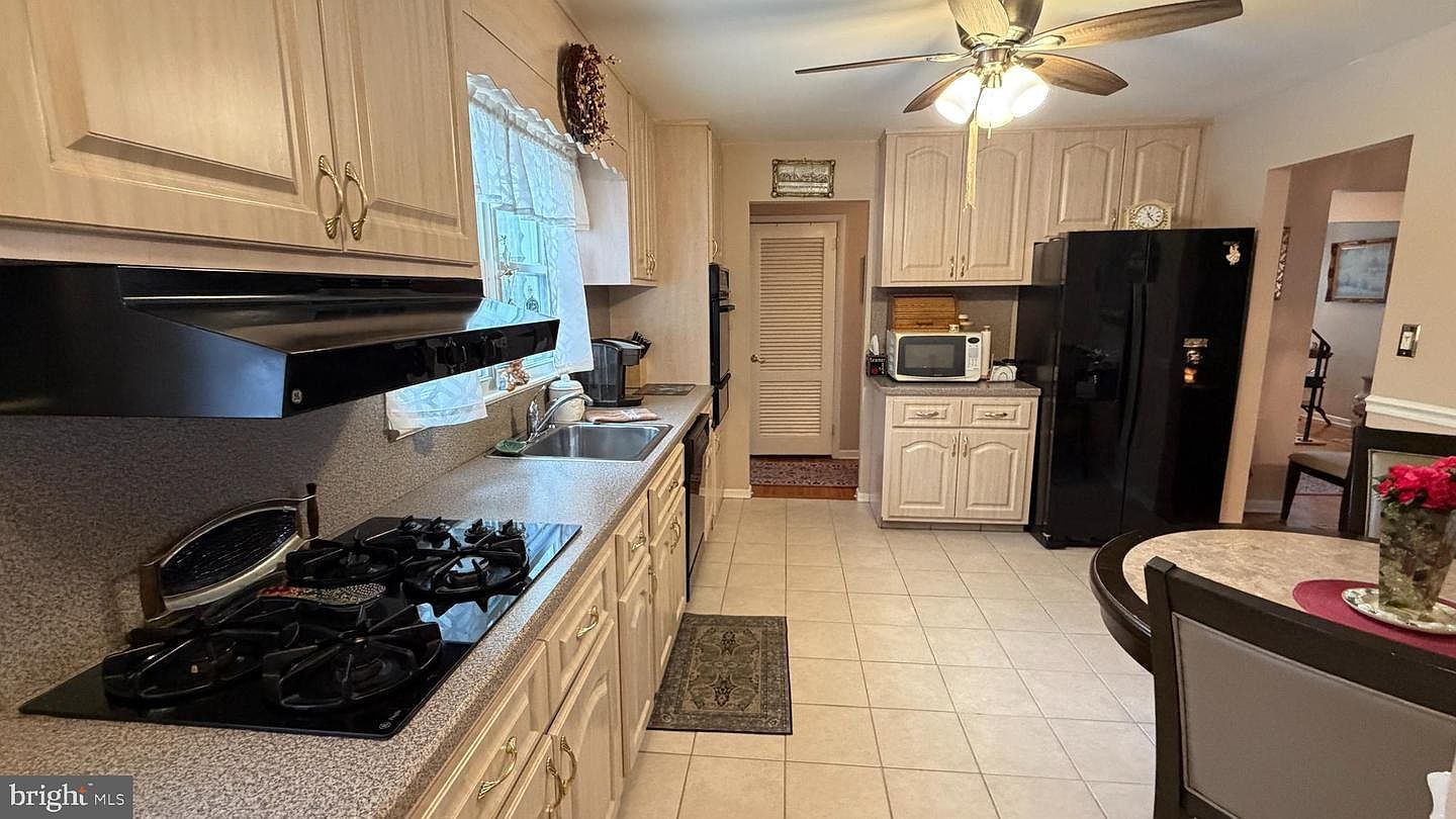 2640 Princeton Pike Lawrence Township, NJ 08648 - Thumbnail 4