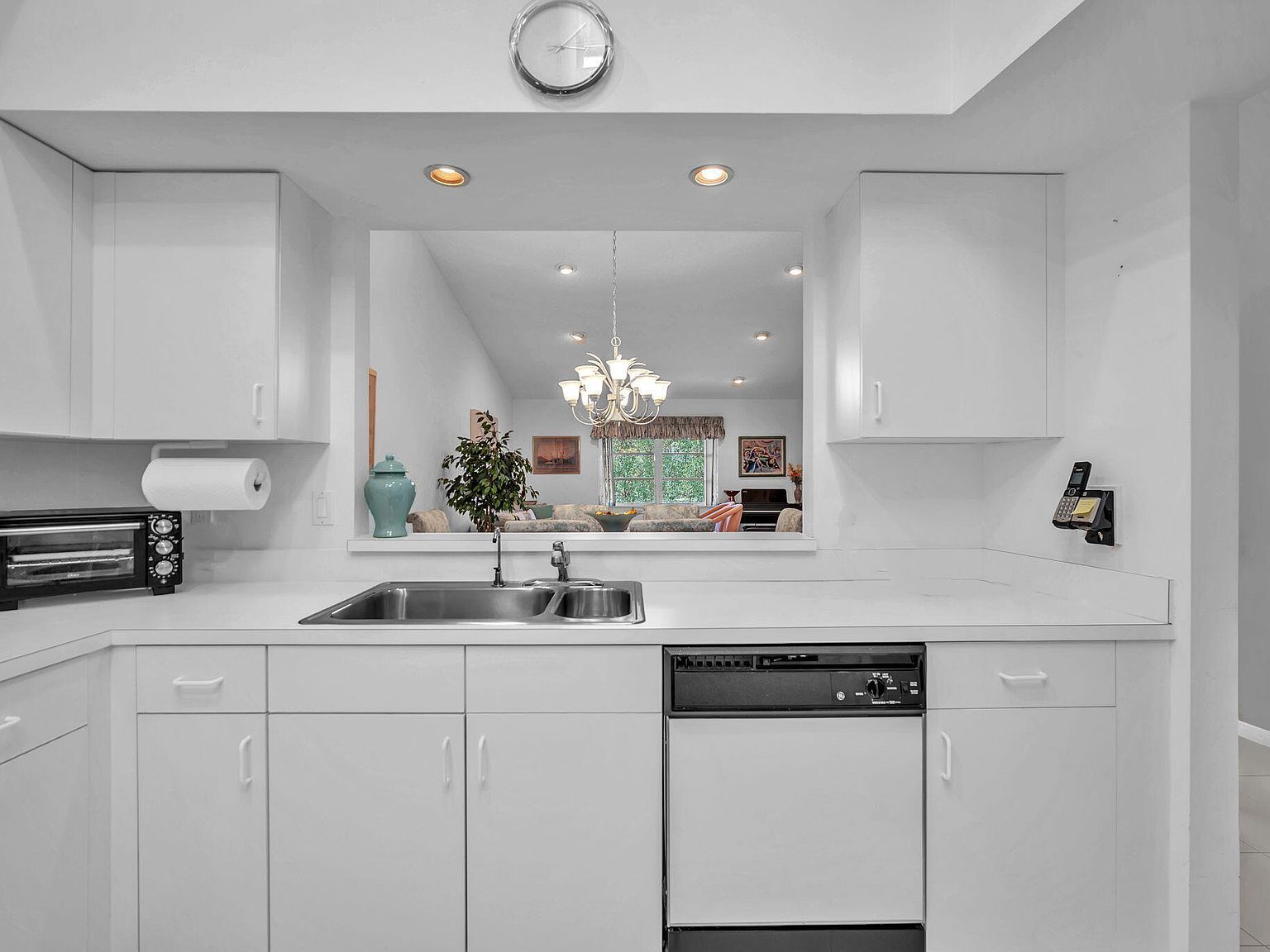 9976 Seacrest Cir APT D Boynton Beach, FL 33437 - Thumbnail 4