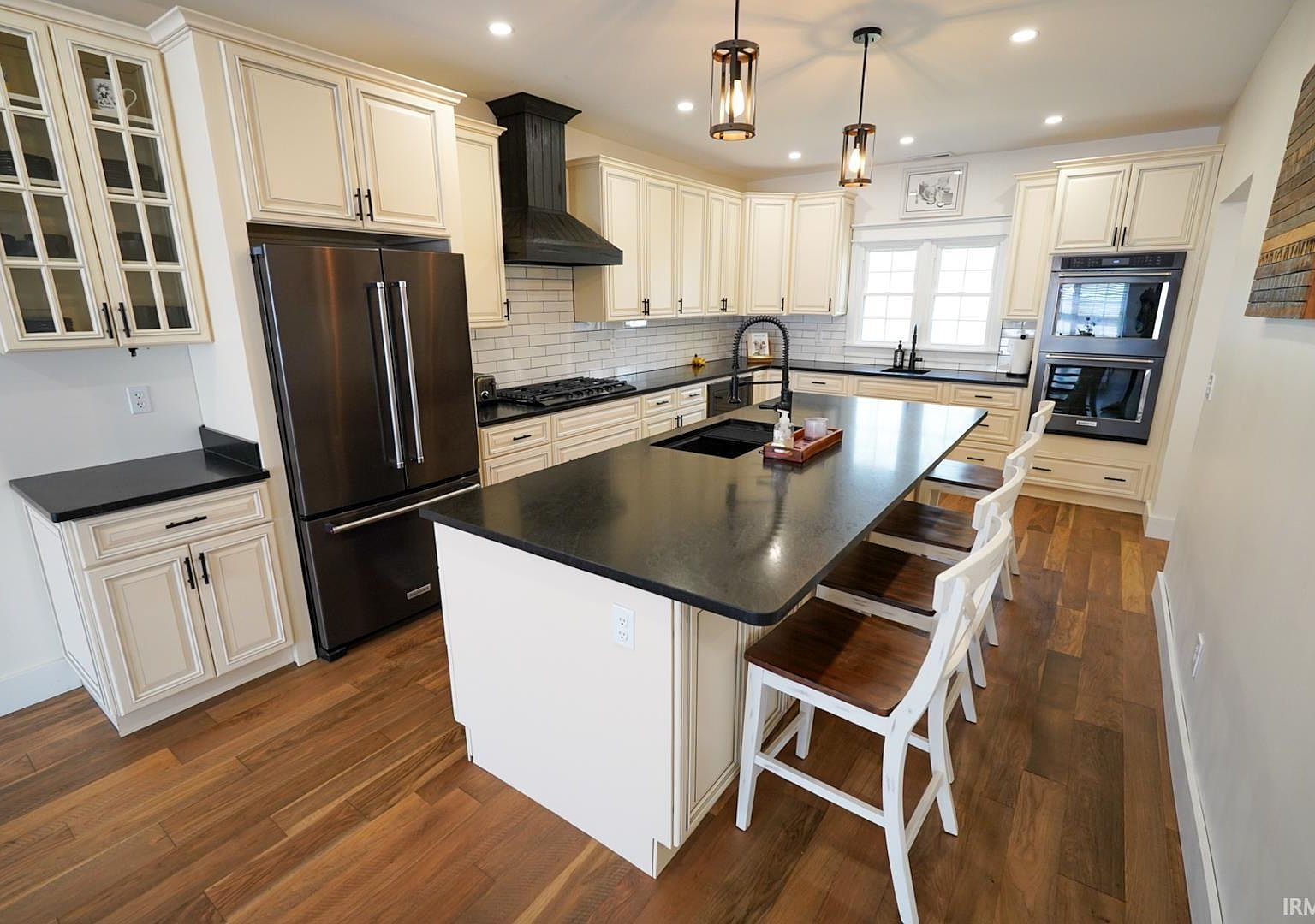 238 E Market St Chrisney, IN 47611 - Thumbnail 4