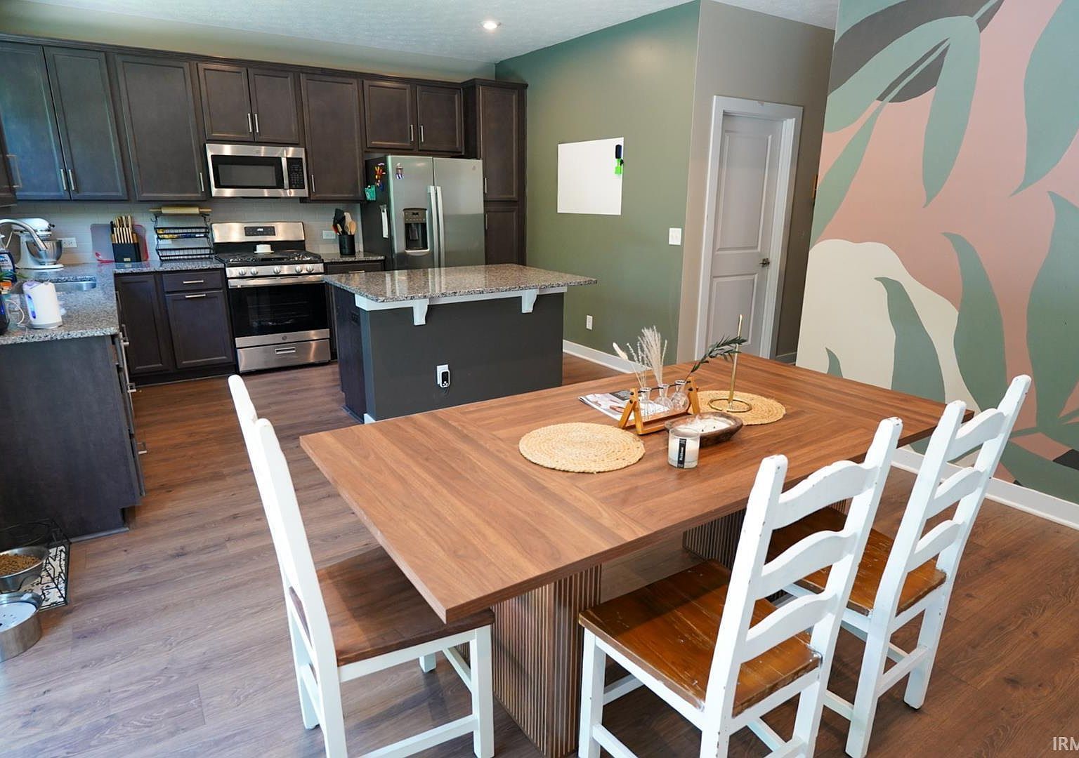 1392 N Hunters Crossing Cir Huntingburg, IN 47542 - Thumbnail 4