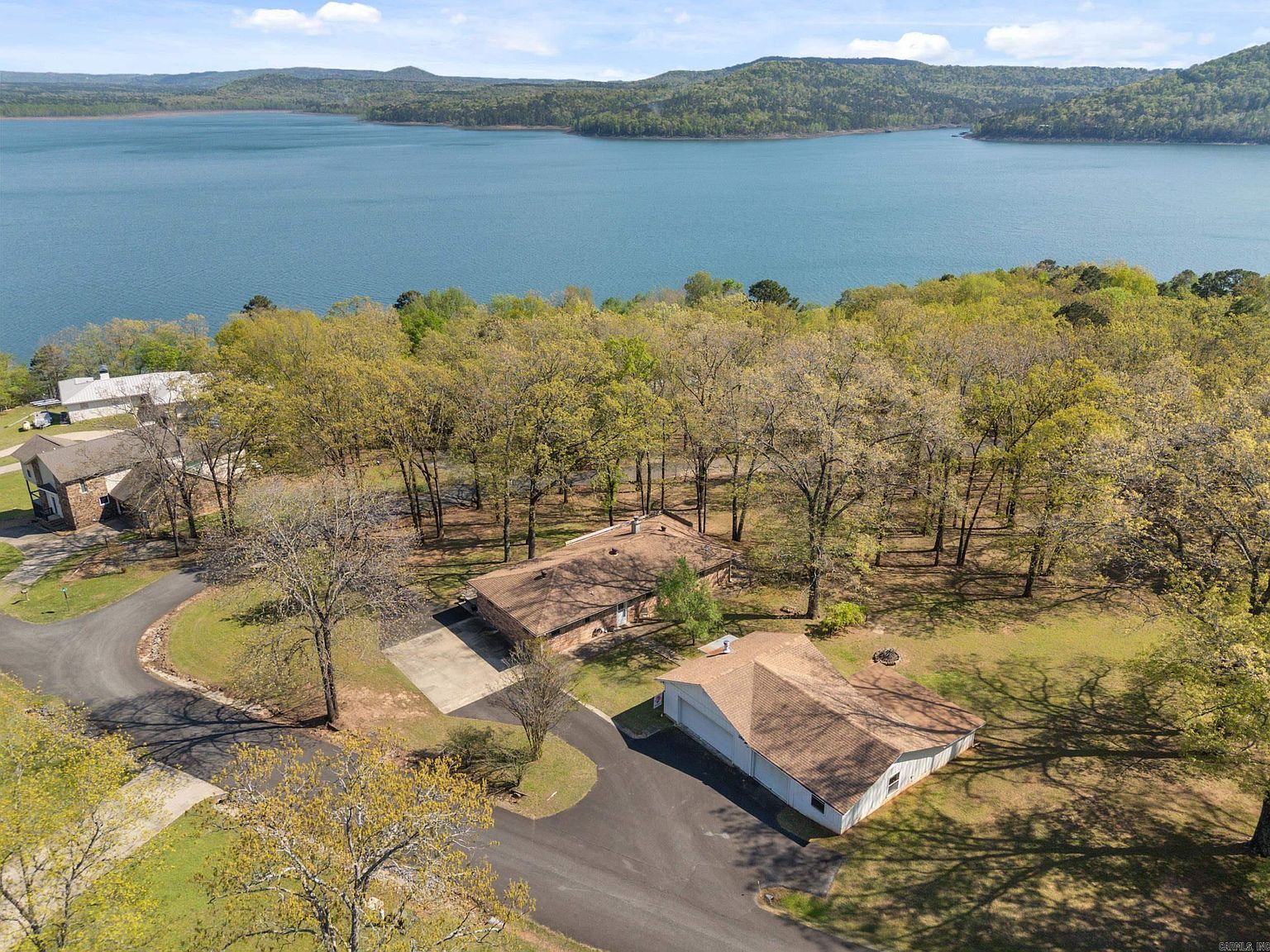 399 Shore Dr Shirley, AR 72153 - Thumbnail 4