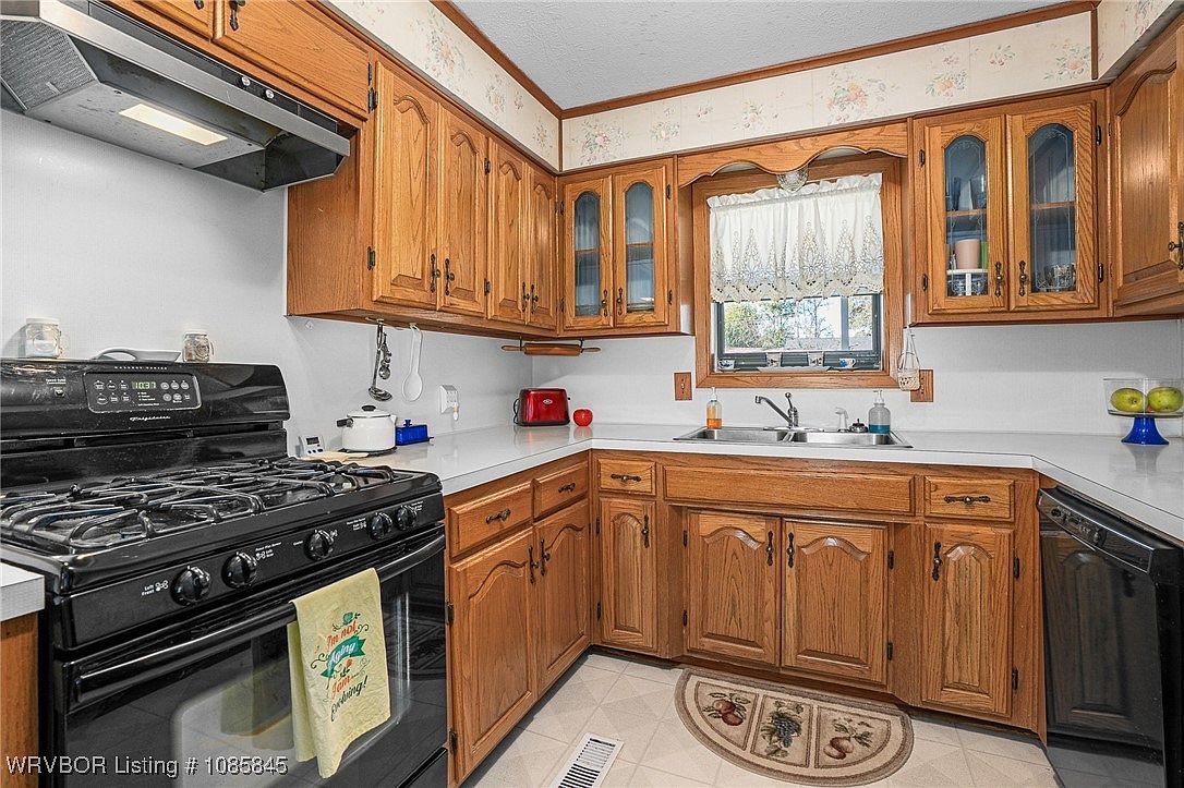 2521 N Albert Pike Ave Fort Smith, AR 72904 - Thumbnail 4