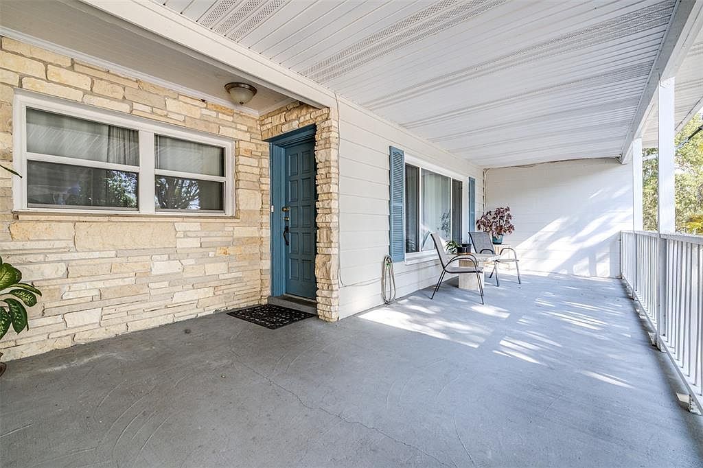 937 Avenue L SE Winter Haven, FL 33880 - Thumbnail 4