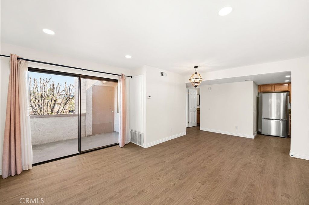 1329 Massachusetts Ave APT 202 Riverside, CA 92507 - Thumbnail 4