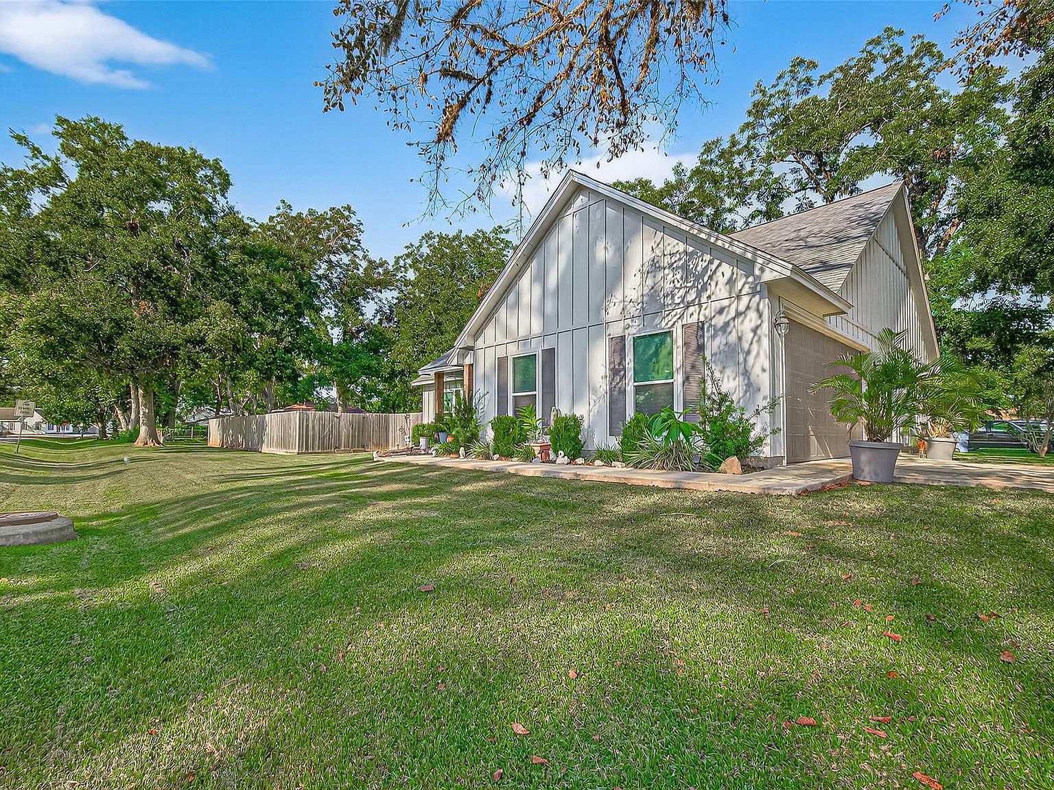 502 Tall Timber Dr West Columbia, TX 77486 - Thumbnail 4