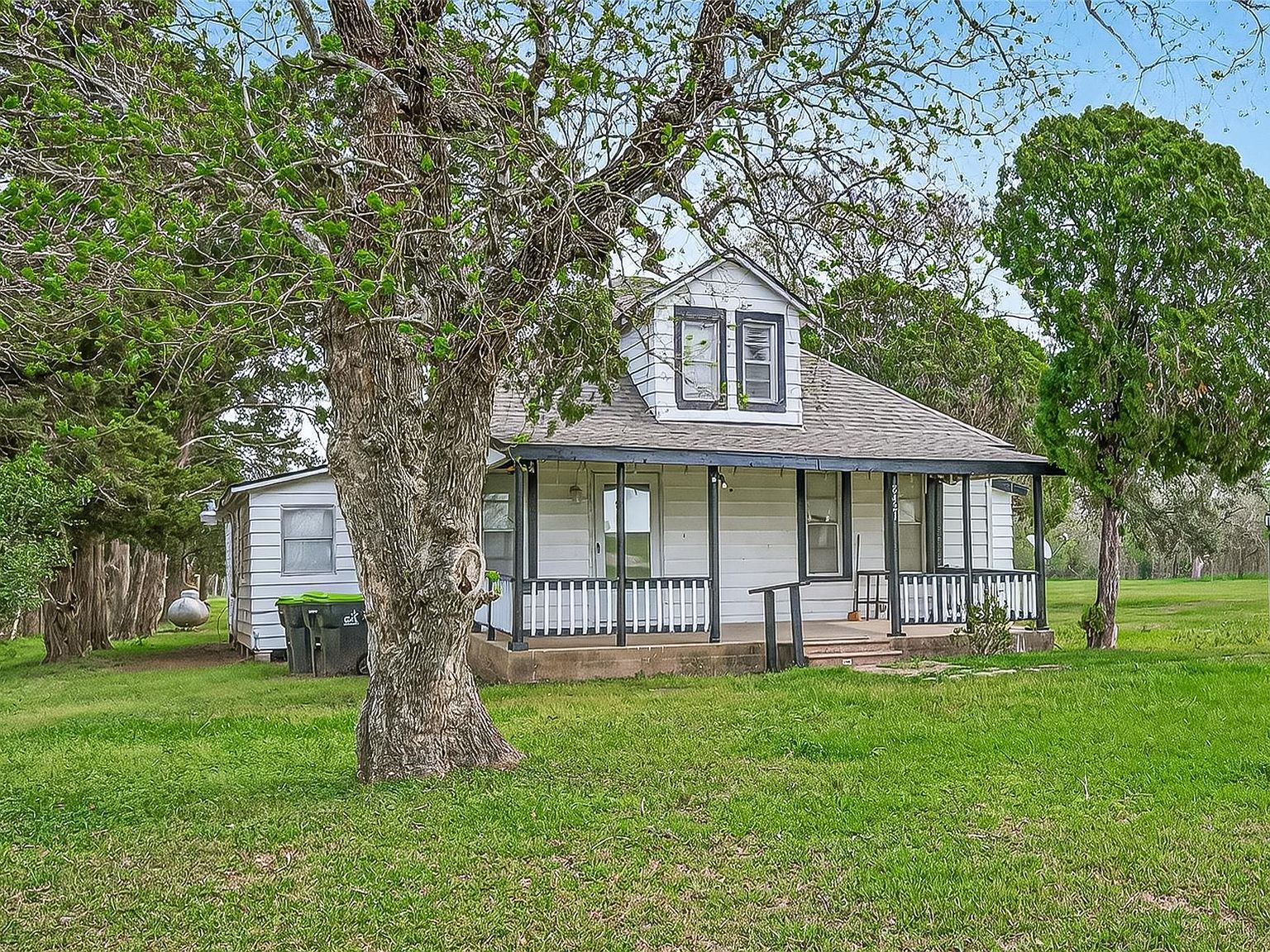 8421 Altimore Rd Needville, TX 77461 - Thumbnail 4