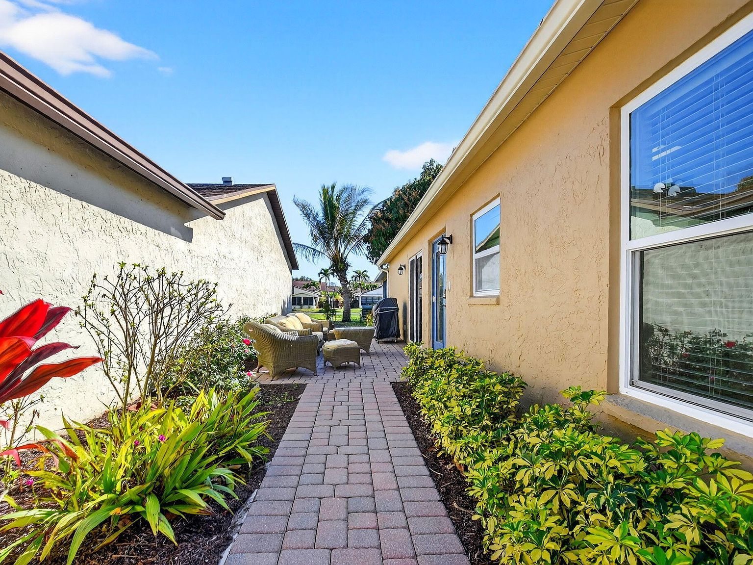 5198 Mirror Lakes Blvd Boynton Beach, FL 33472 - Thumbnail 4