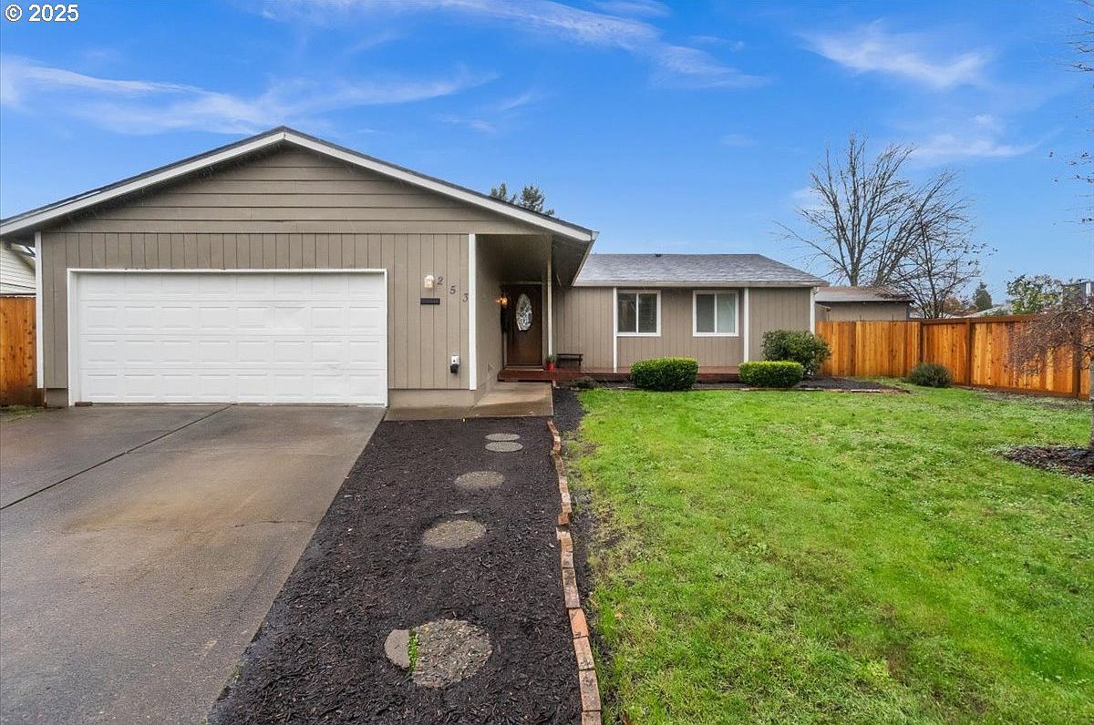 253 S Tarrybrooke Cir Cornelius, OR 97113 - Thumbnail 4