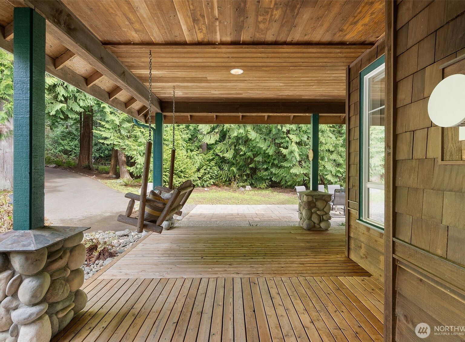 7139 NE Dolphin Dr Bainbridge Island, WA 98110 - Thumbnail 4