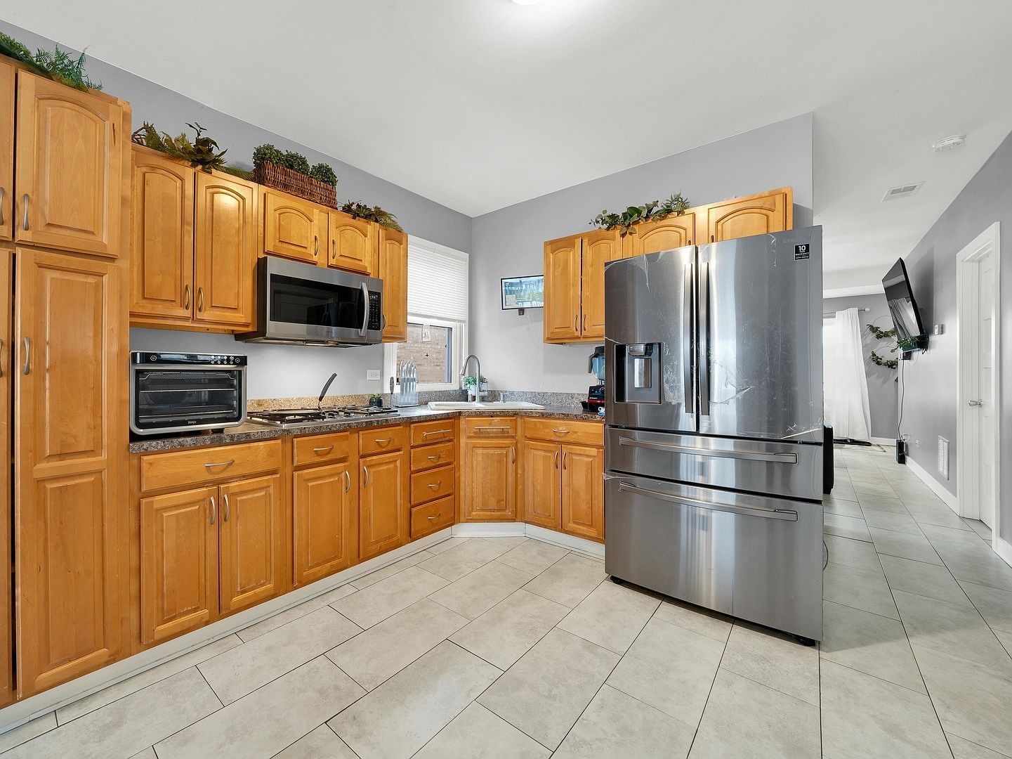 4121 Gunderson Ave Berwyn, IL 60402 - Thumbnail 4