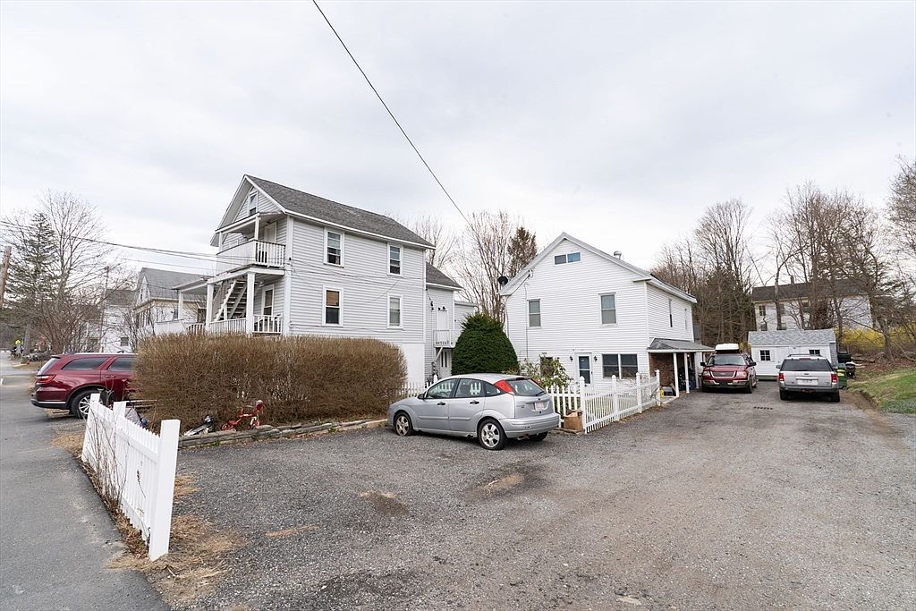 15-17 Central St Brookfield, MA 01506 - Thumbnail 4