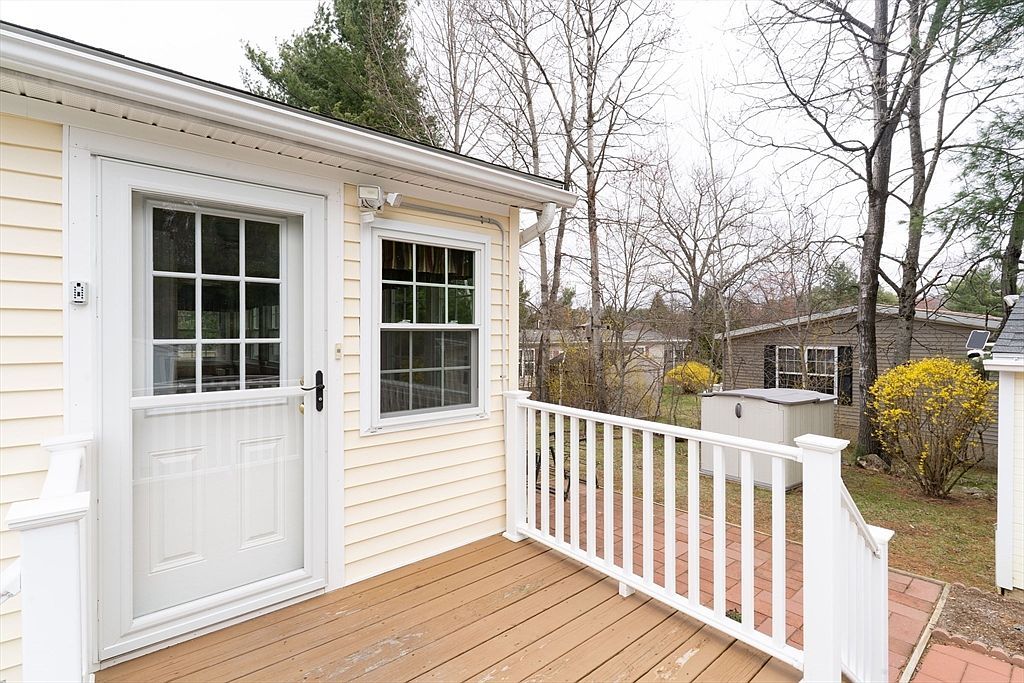 18 Fox Run Brookfield, MA 01506 - Thumbnail 4