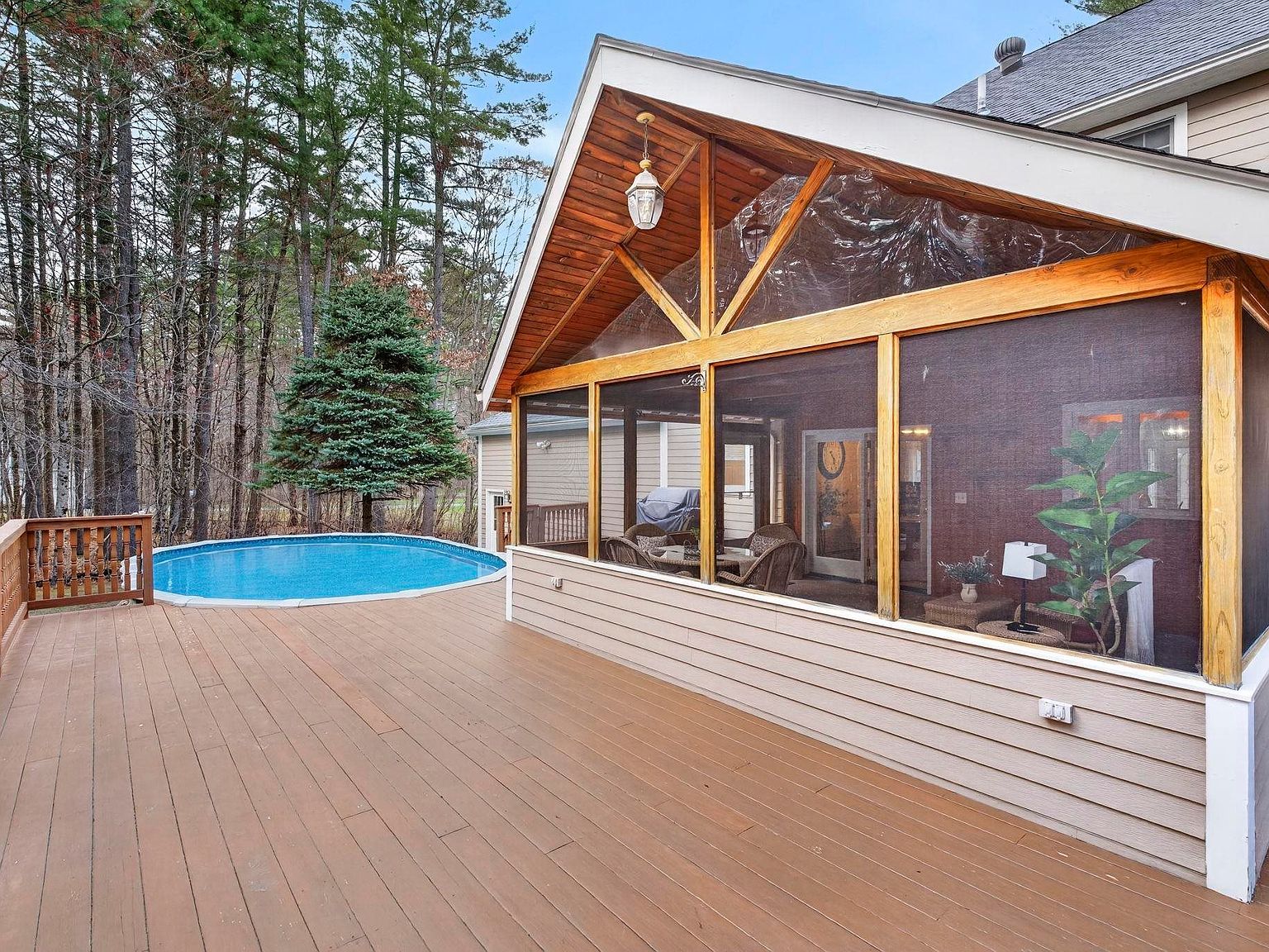 1 Cote Dr Pelham, NH 03076 - Thumbnail 4