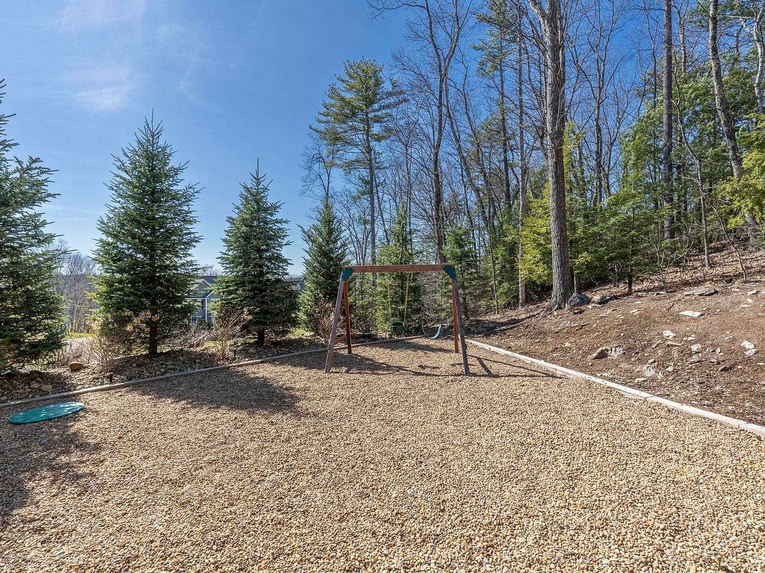 59 Northland Rd Windham, NH 03087 - Thumbnail 4