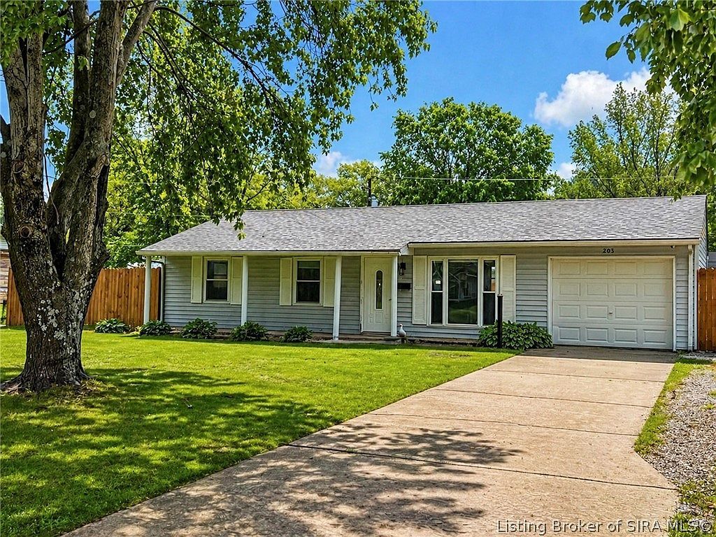 205 West St Crothersville, IN 47229 - Thumbnail 4