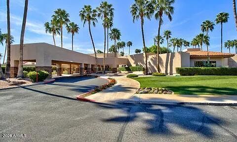 9718 W Mountain View Rd Peoria, AZ 85345 - Thumbnail 4